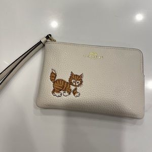 Coach Cat Zip Wallet Wristlet